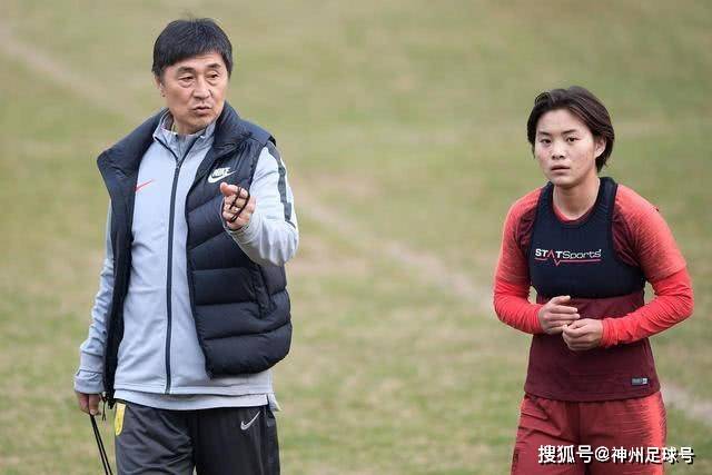 7月28日：津门虎本土王牌国脚锋霸官宣离队